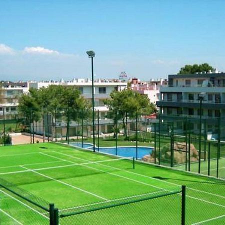 Апартаменты J Tramuntana Planet Costa Dorada Салоу Экстерьер фото